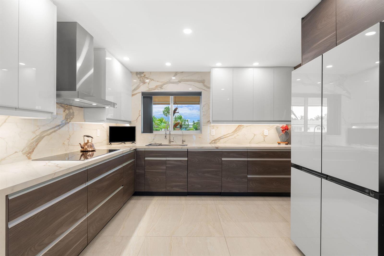 1108 NW 29th Court, Wilton Manors FL 33311 photo 2