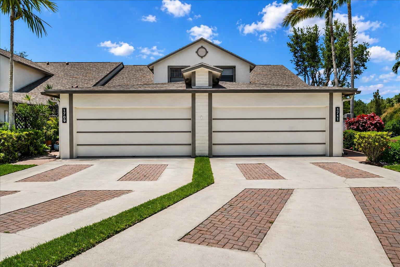 1711 Landings Boulevard, FL 33413 photo 2