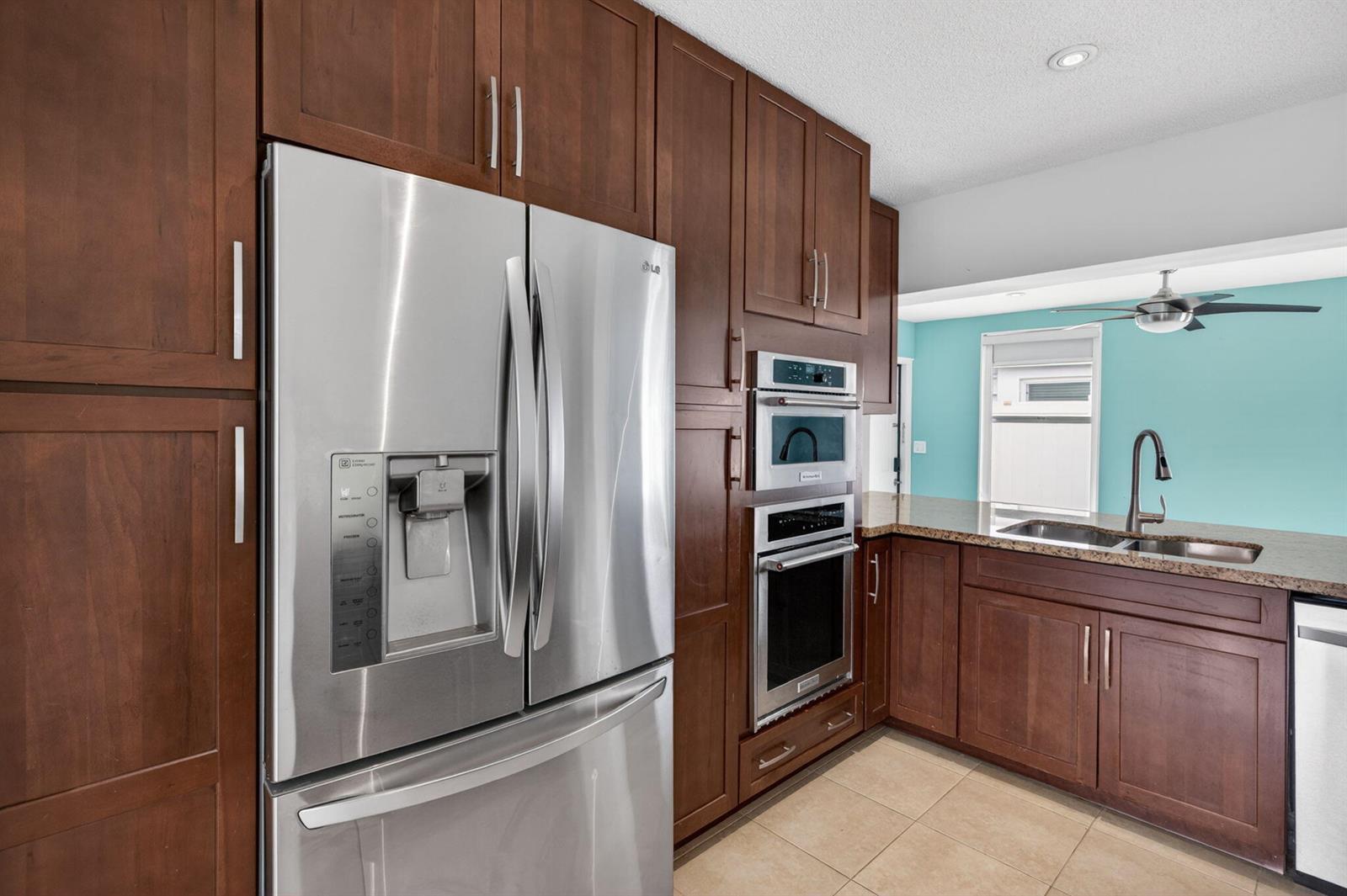 4579 NW 17th Terrace, Tamarac FL 33309 photo 5