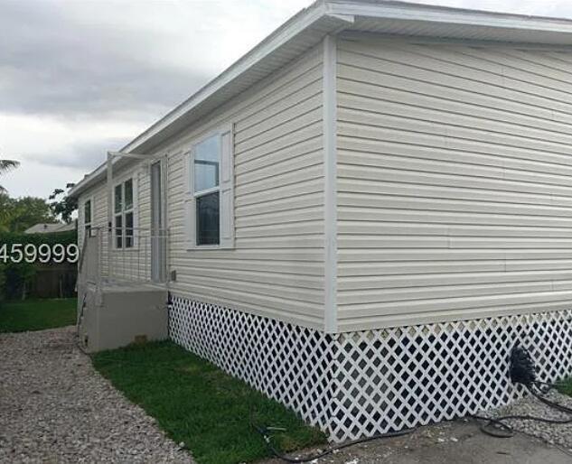 13560 SW 7th Place, Davie FL 33325