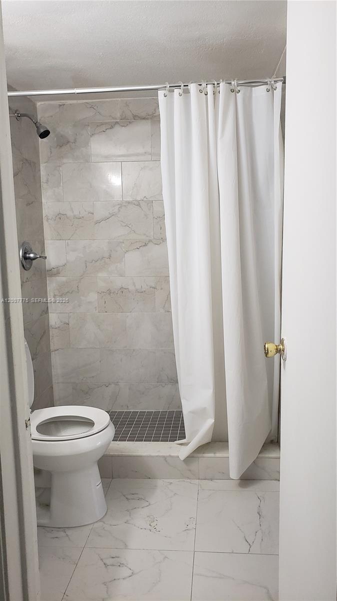 1251 NE 108th St # 215, Miami FL 33161 photo 5