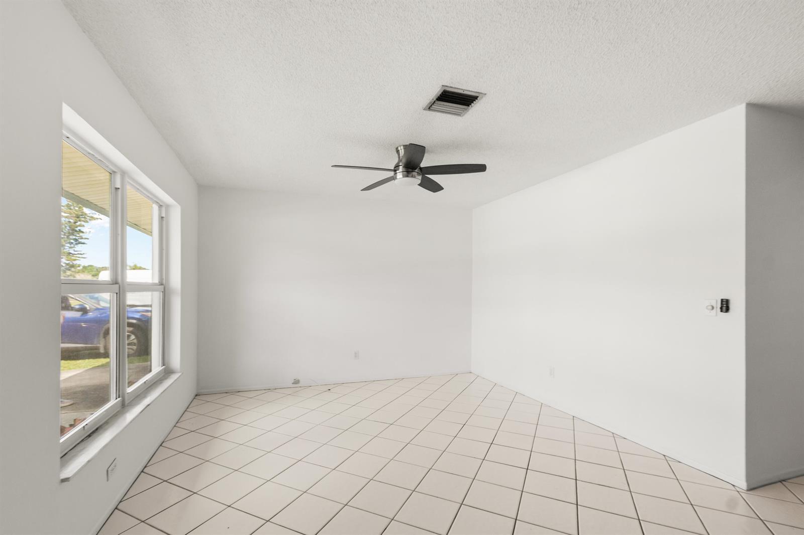 268 SW Lucero Drive, Port St. Lucie FL 34983 photo 5