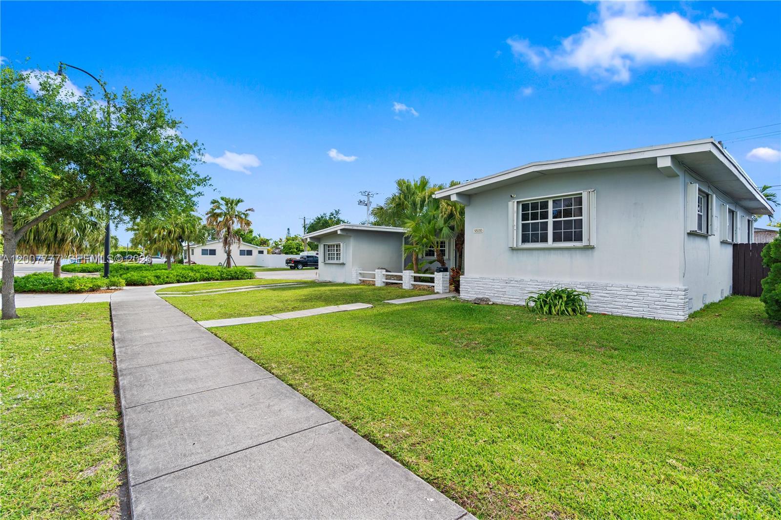 9500 Caribbean Blvd, Cutler Bay FL 33189 photo 2