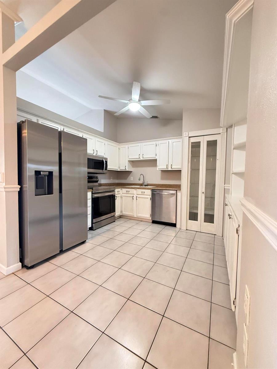 1626 SW Buffum Lane, Port St. Lucie FL 34984 photo 4