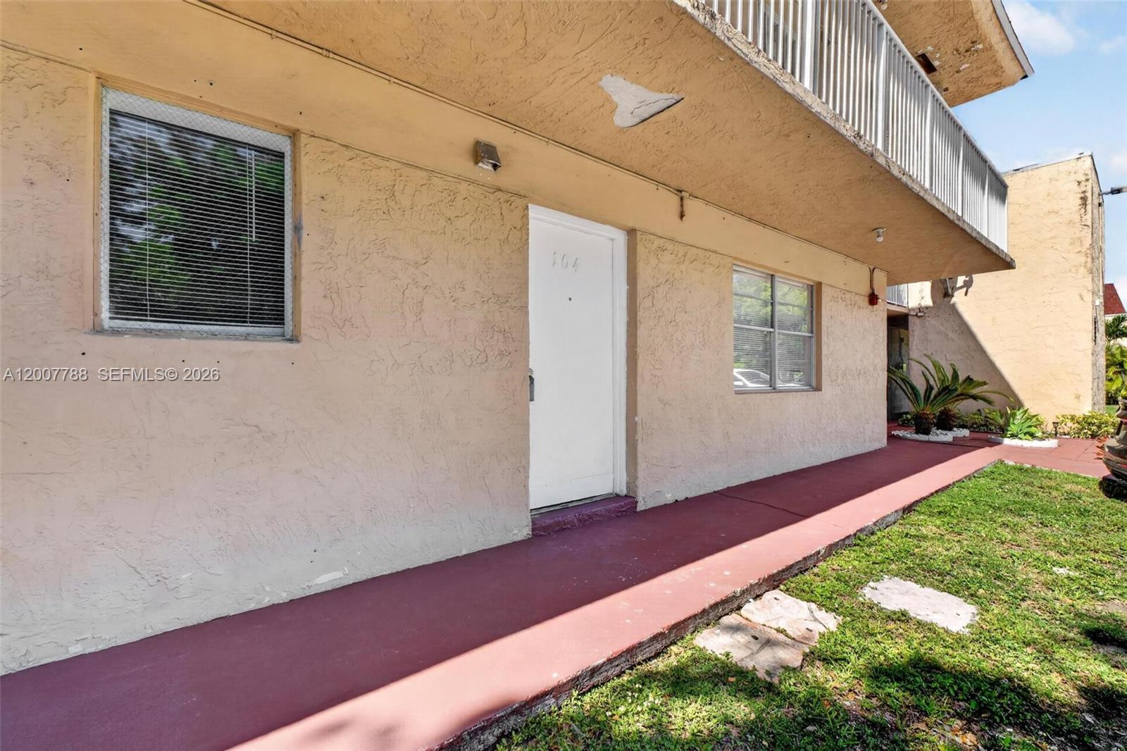 240 NW 107th Ave # 104, Miami FL 33172 photo 3