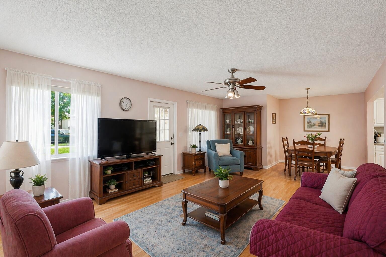 5760 Pine Wood Drive # 1, FL 33463 photo 3