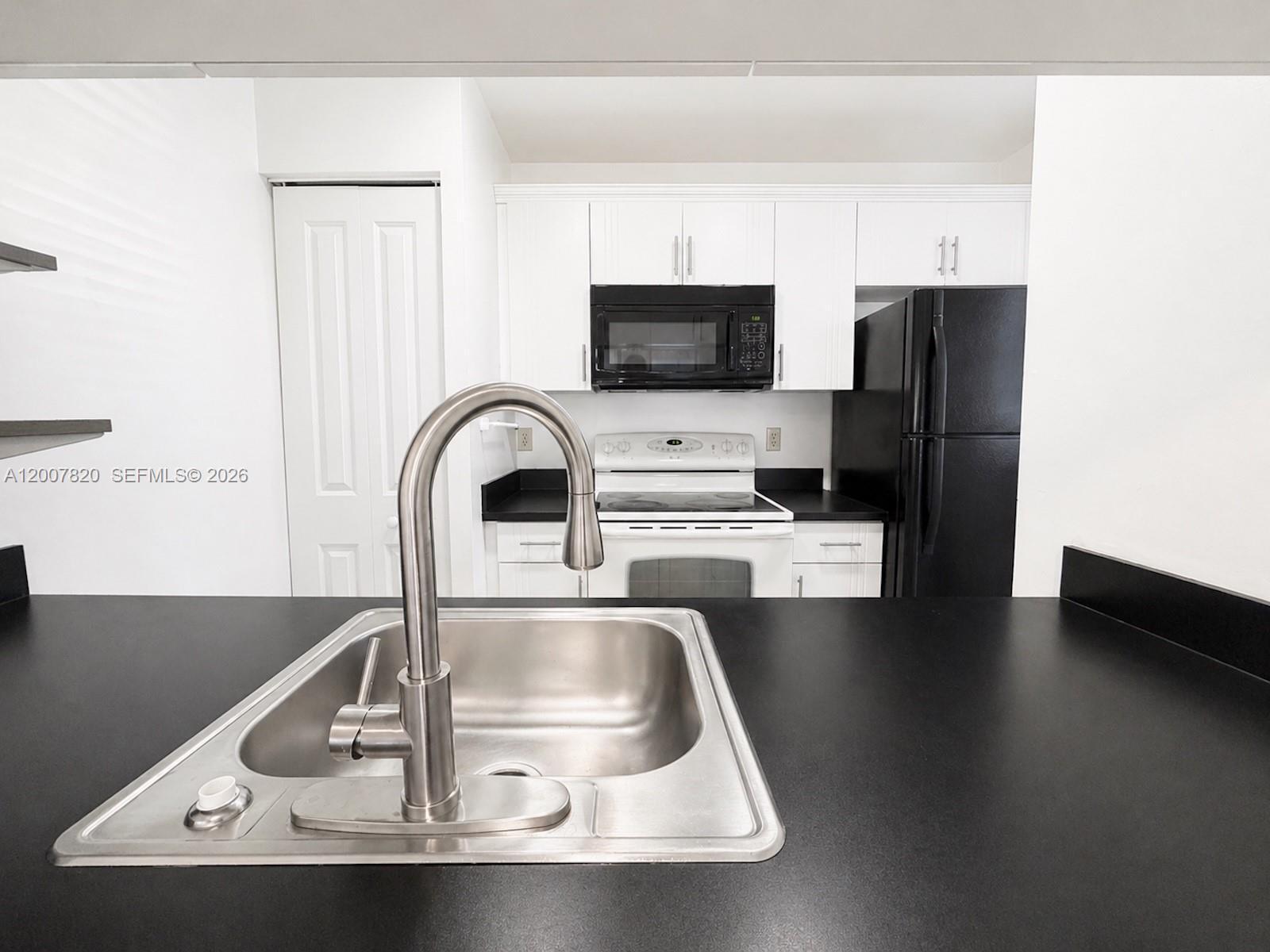 9730 Hammocks Blvd # 28, Miami FL 33196 photo 3