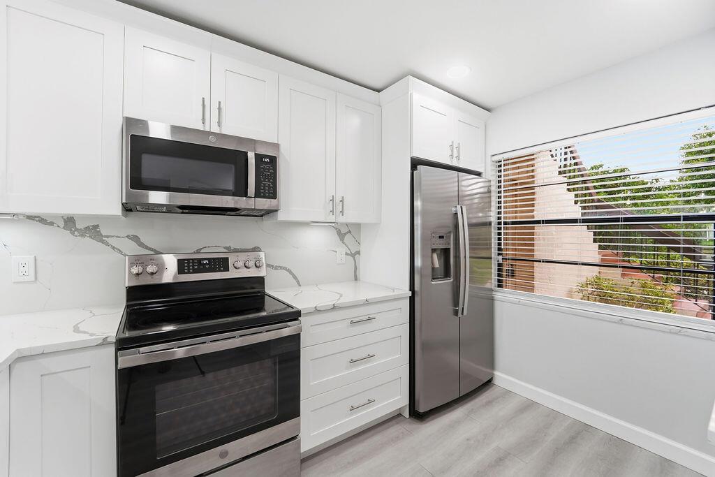 21839 Arriba Real # 10g, Boca Raton FL 33433 photo 3