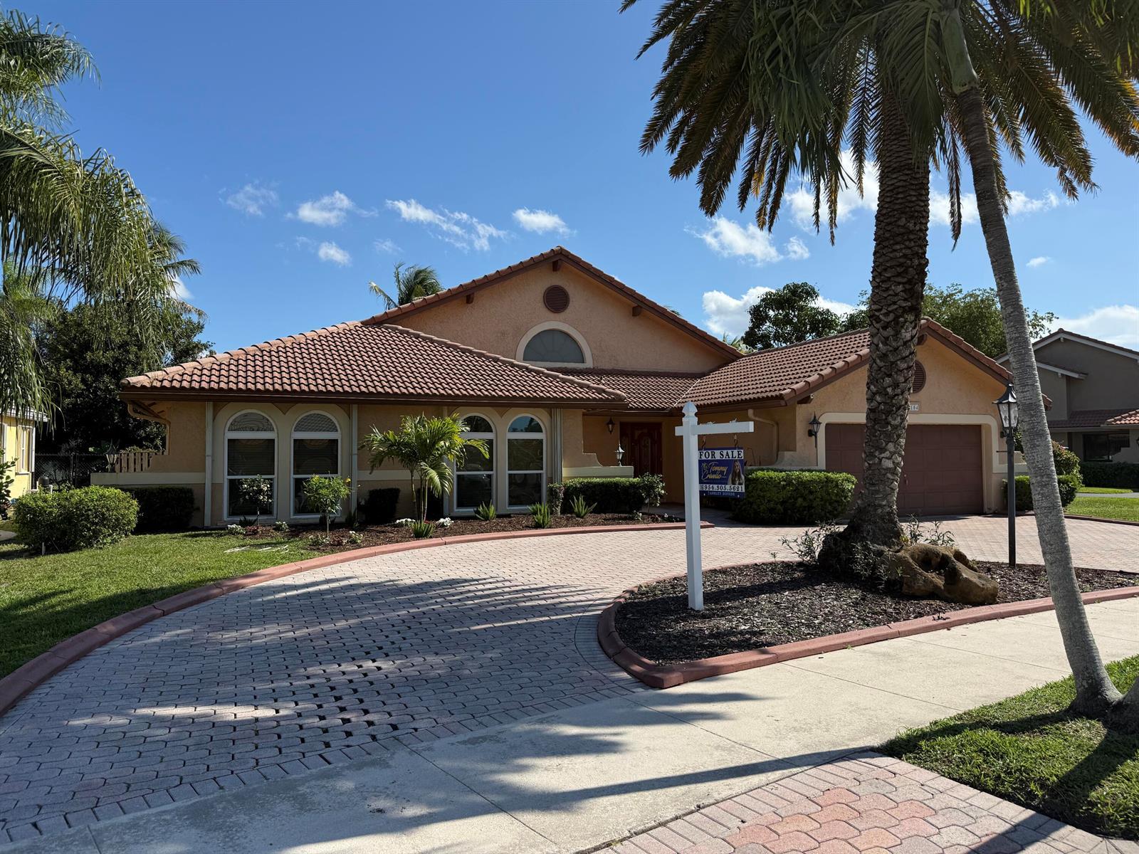 3104 Peachtree Circle, Davie FL 33328 photo 3