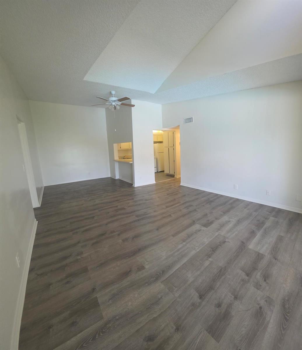 202 Foxtail Drive # F3, FL 33415