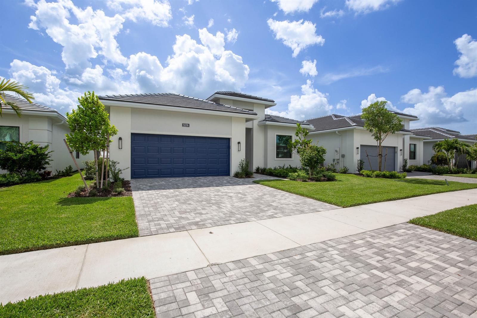5576 Captiva Lane, FL 33470 photo 2