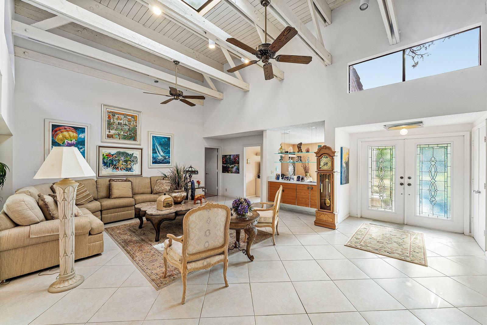 643 W Lakewoode Circle, Delray Beach FL 33445 photo 5