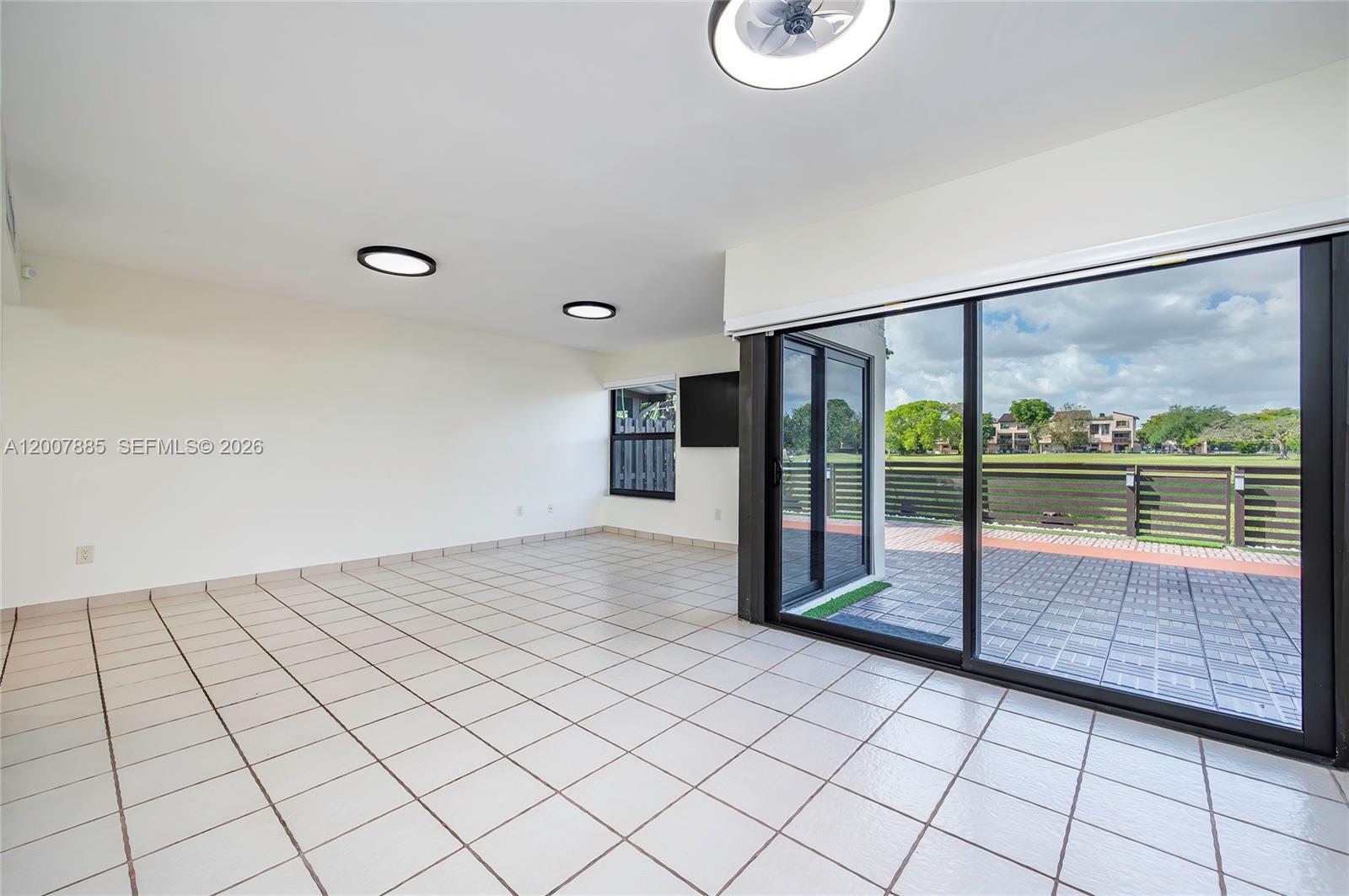 10340 NW 5th Ter # 26, Miami FL 33172 photo 4