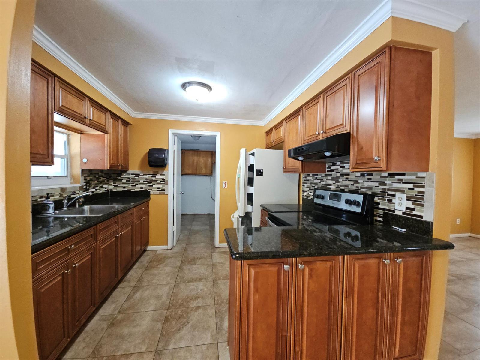 8954 SW 52nd Court, Cooper City FL 33328 photo 4