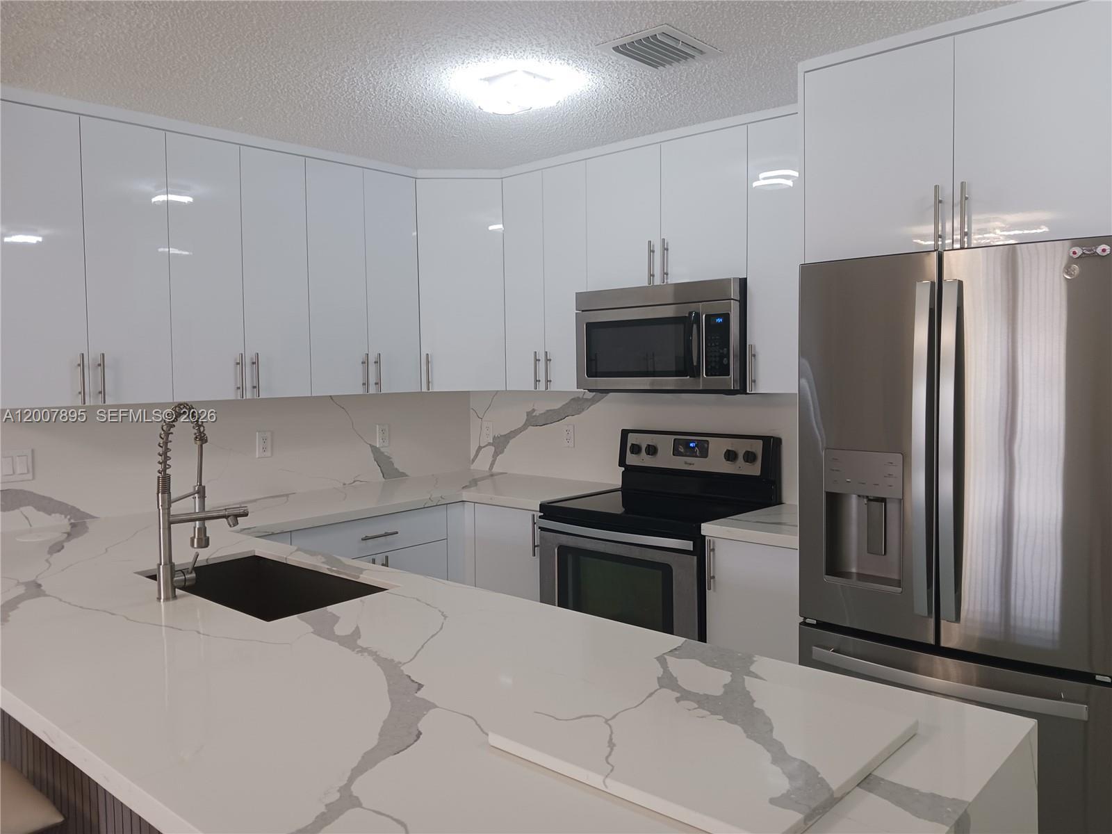 25804 SW 128th Ave, Homestead FL 33032 photo 3