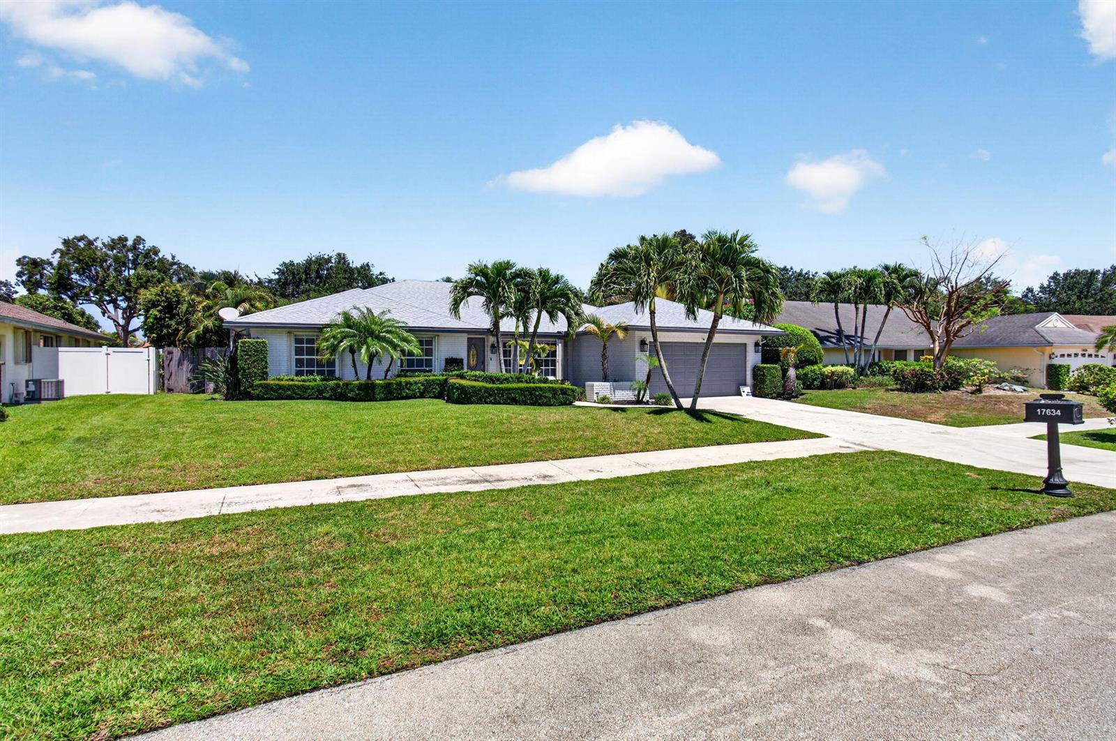 17634 Lake Park Road, Boca Raton FL 33487 photo 2