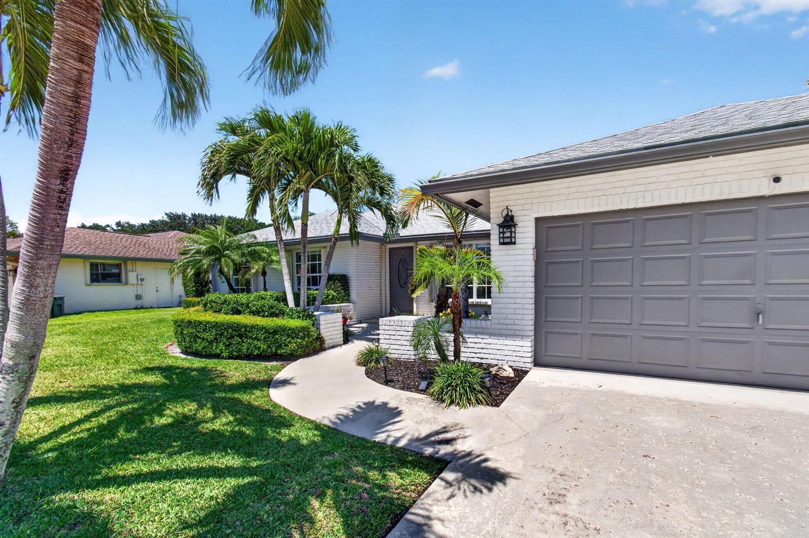 17634 Lake Park Road, Boca Raton FL 33487 photo 4