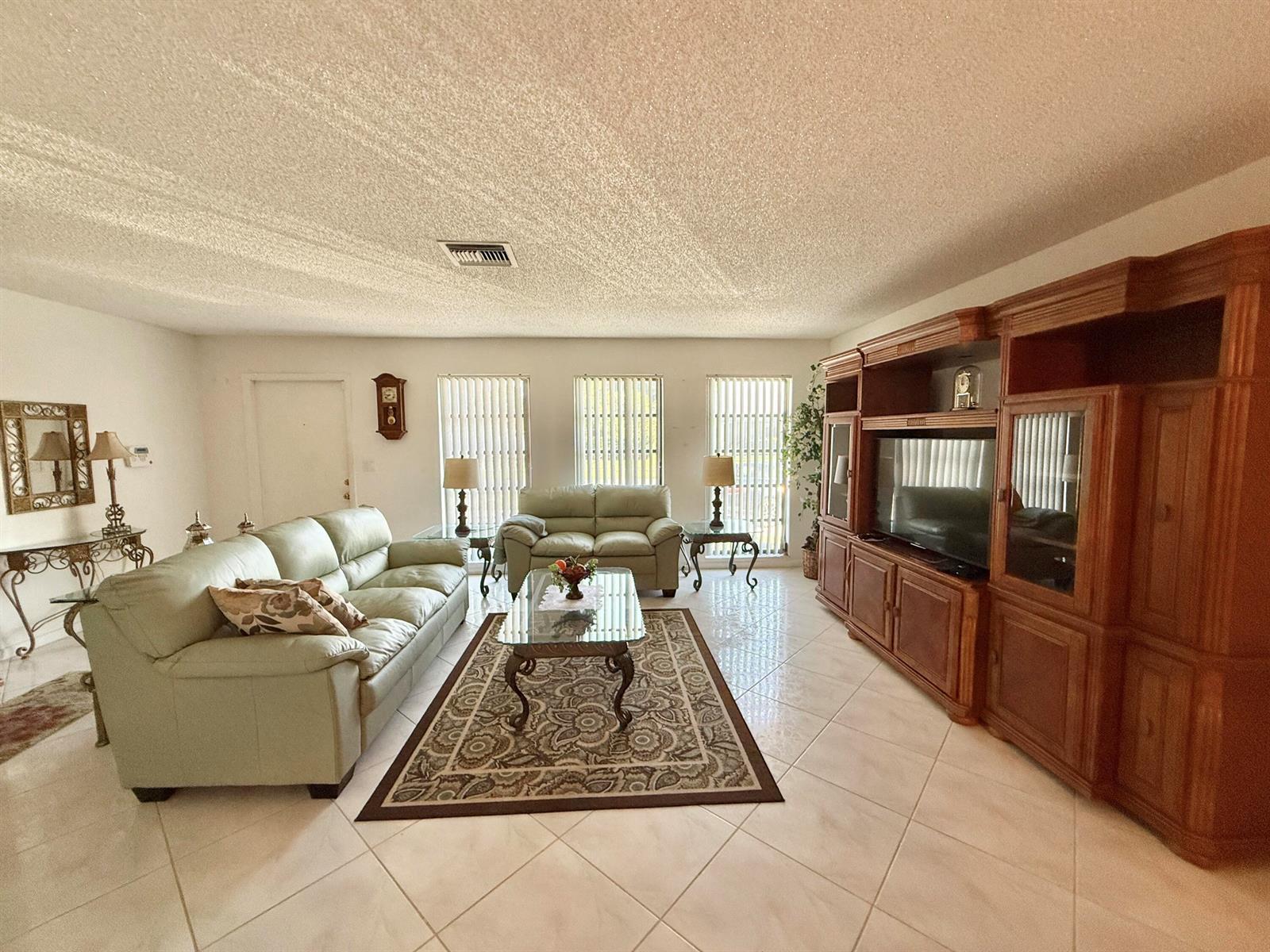 6431 Hitchin Post Way, Delray Beach FL 33484 photo 5