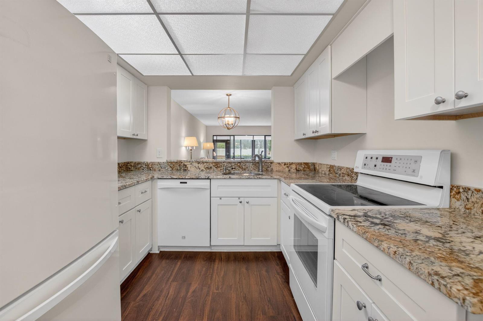 5021 Oakhill Lane # 114, Delray Beach FL 33484 photo 2