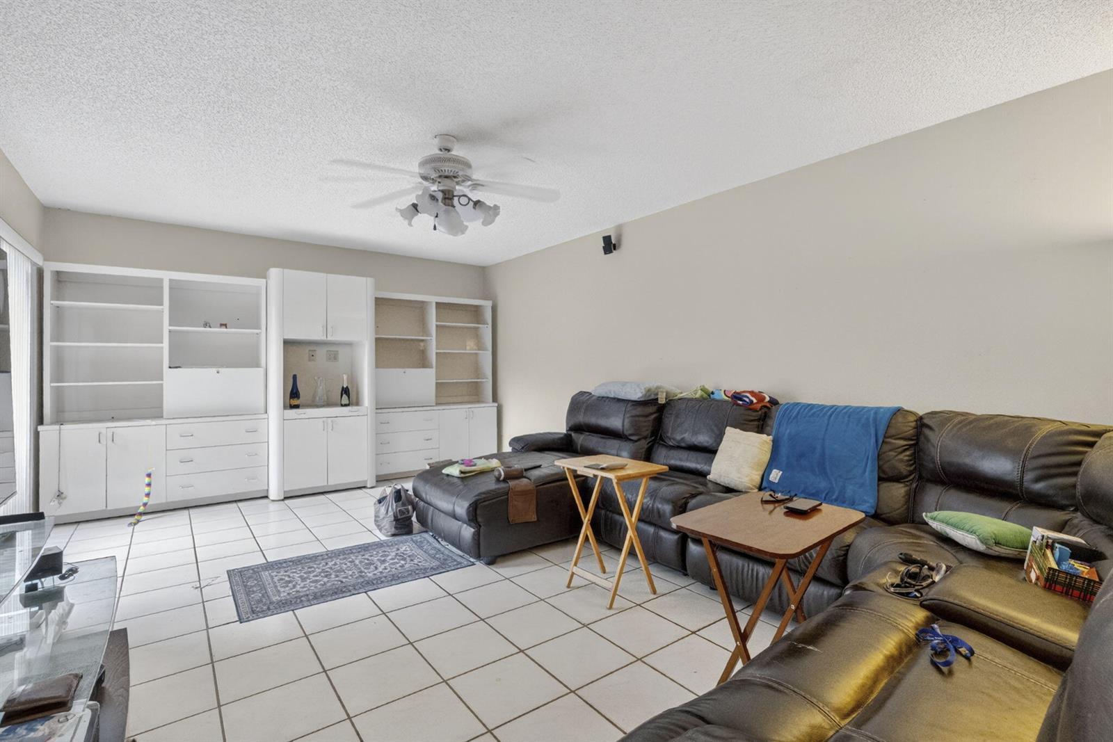 2539 NW 99th Avenue, Coral Springs FL 33065 photo 5