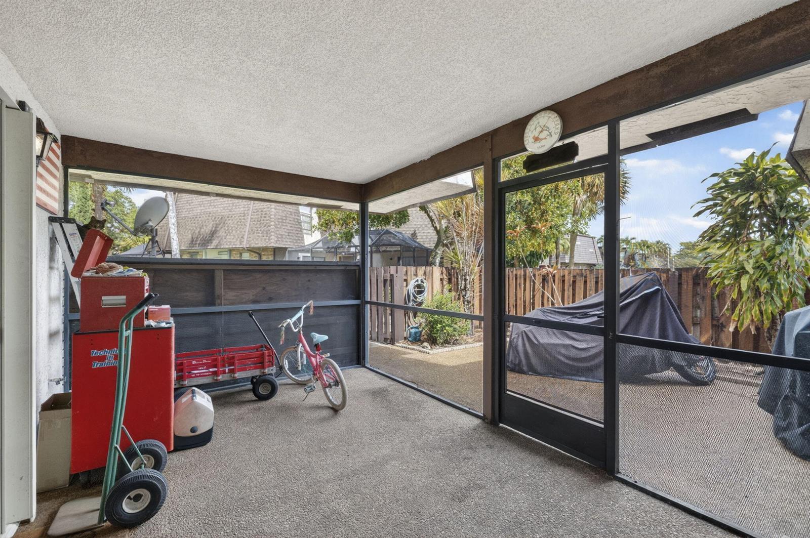 2539 NW 99th Avenue, Coral Springs FL 33065 photo 4