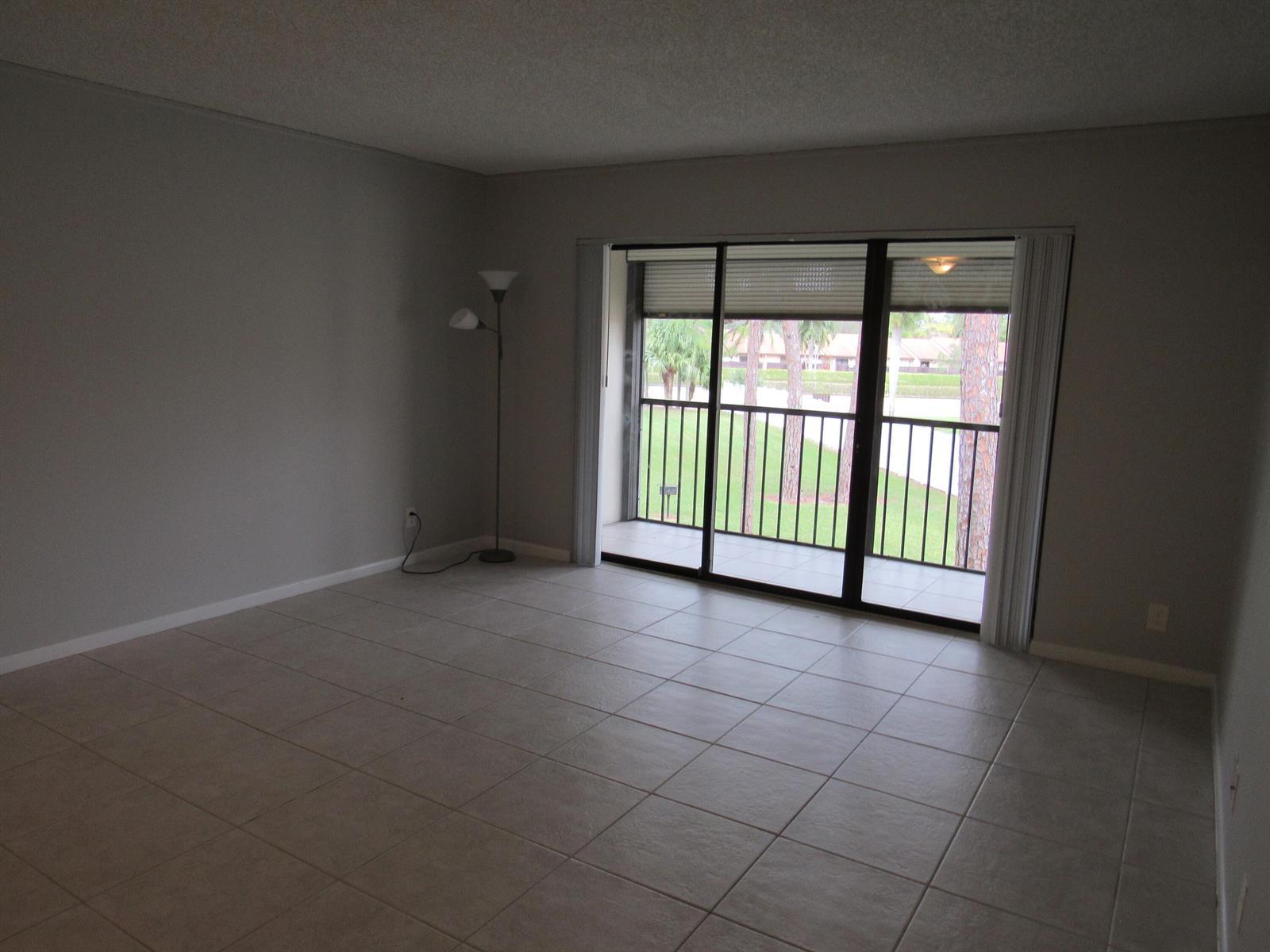 703 Sunny Pine Way # G2, FL 33415 photo 2