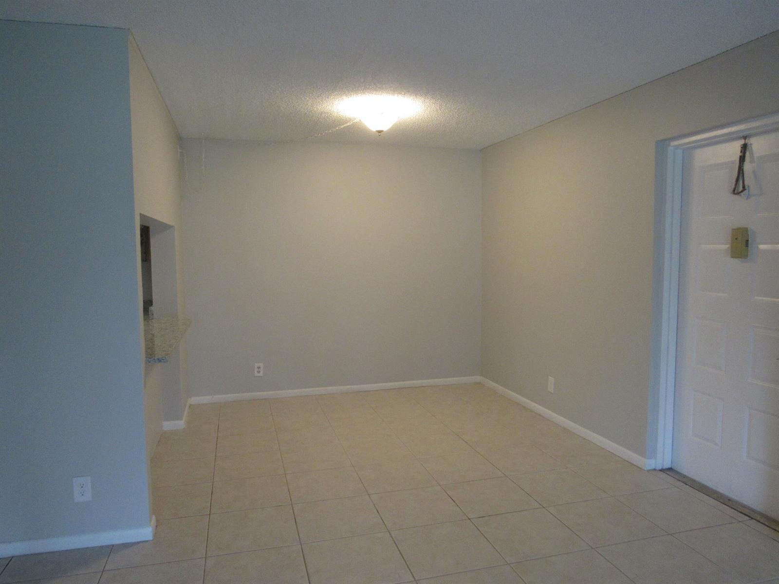 703 Sunny Pine Way # G2, FL 33415 photo 3