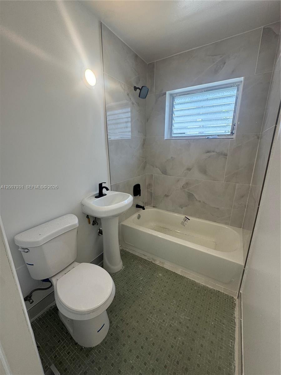 7300 Harding Ave # 21, Miami Beach FL 33141 photo 2