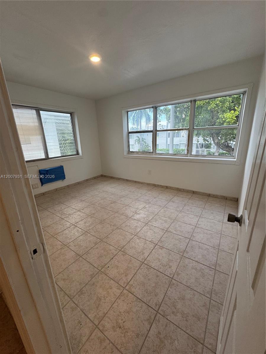 7300 Harding Ave # 21, Miami Beach FL 33141 photo 5