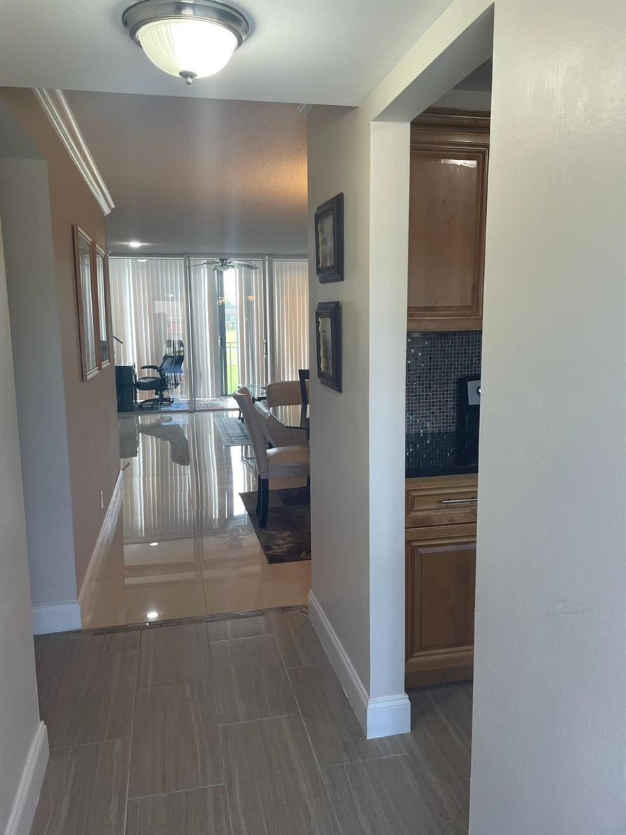 4539 Luxemburg Court # 202, Lake Worth FL 33467 photo 4
