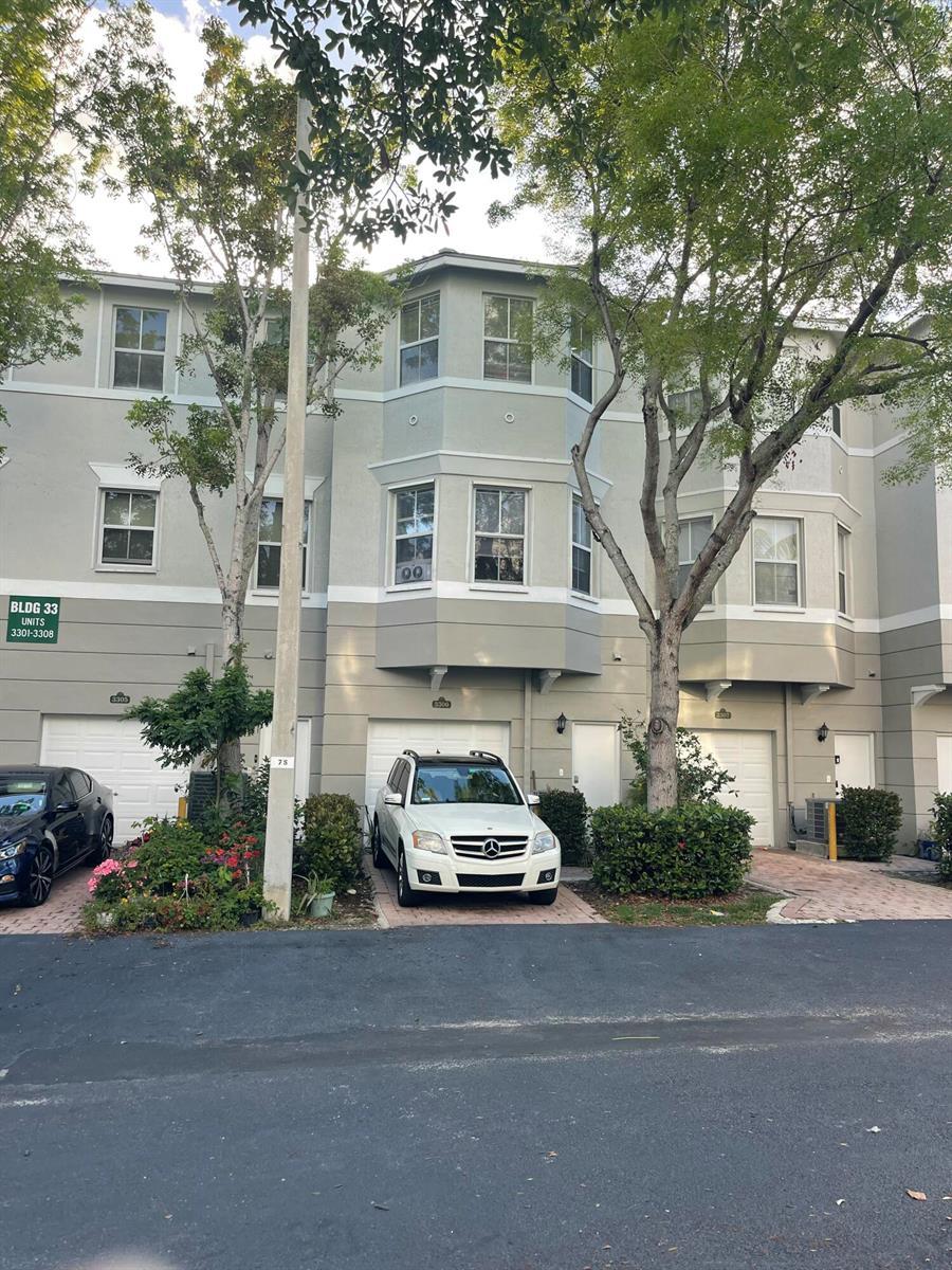 3306 Shoma Drive, Royal Palm Beach FL 33414 photo 3