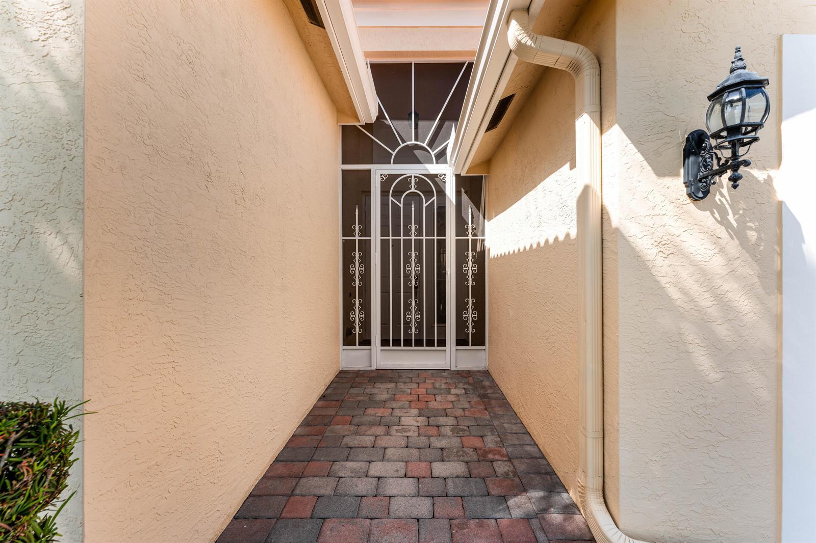 8727 Carmel Mountain Way, Boynton Beach FL 33473 photo 4