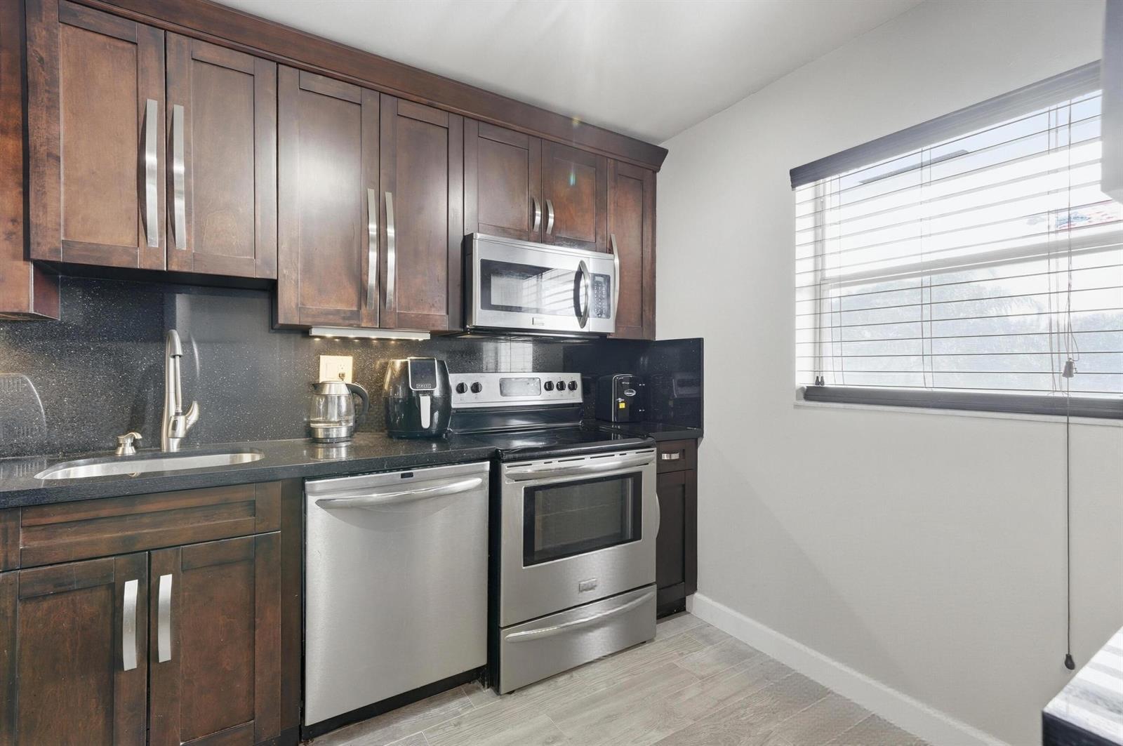 8330 Sands Point # N302, Tamarac FL 33321 photo 5