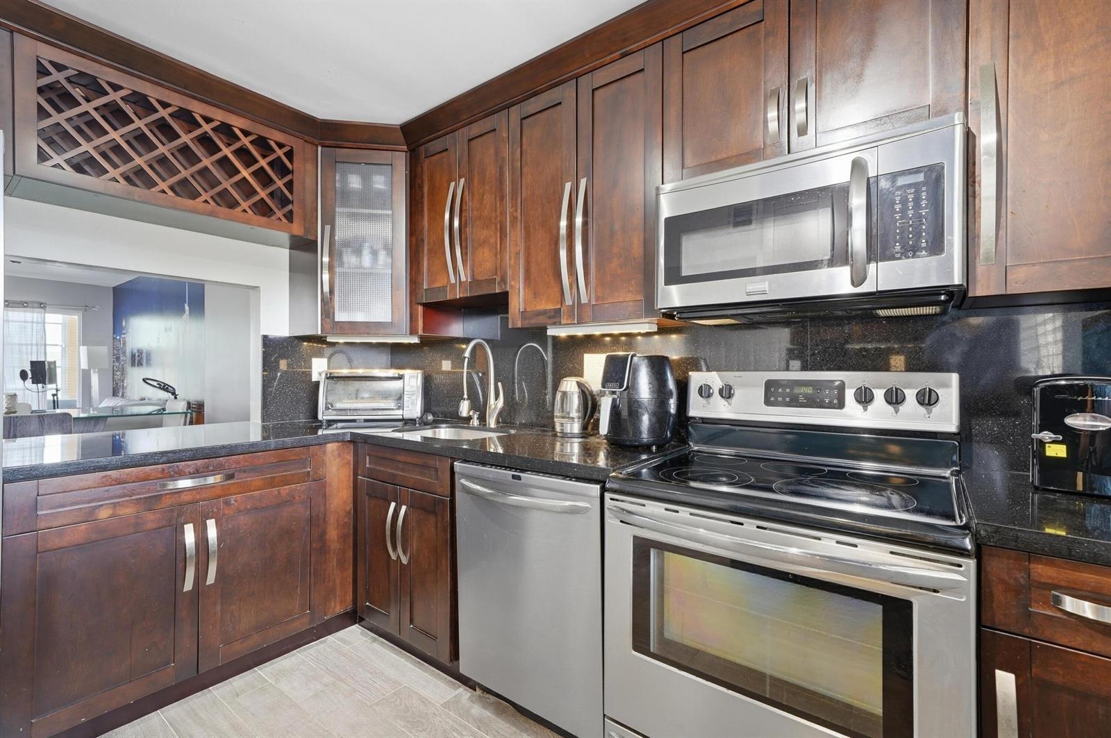 8330 Sands Point # N302, Tamarac FL 33321 photo 4