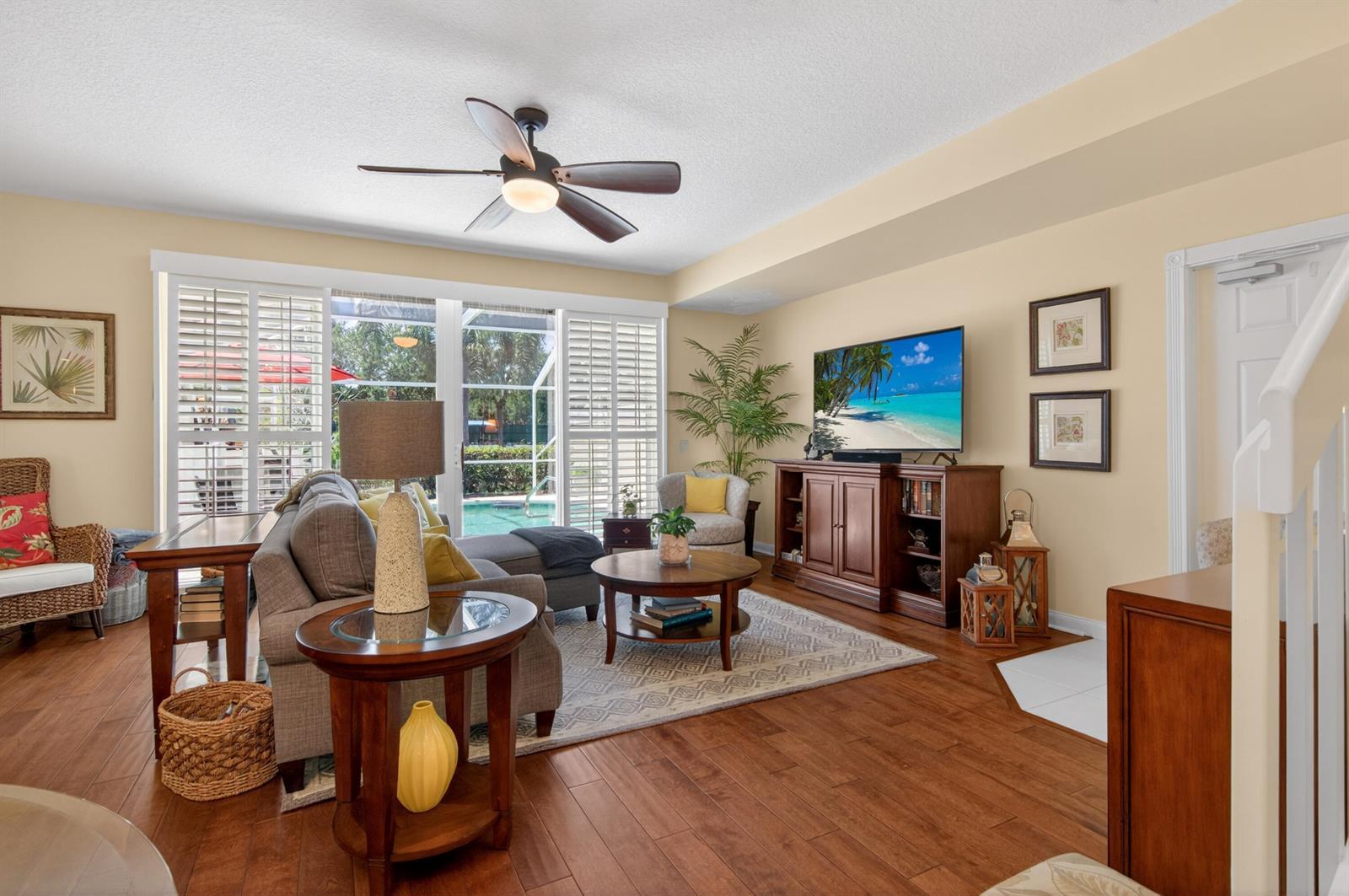 423 Capistrano Drive, Palm Beach Gardens FL 33410 photo 4