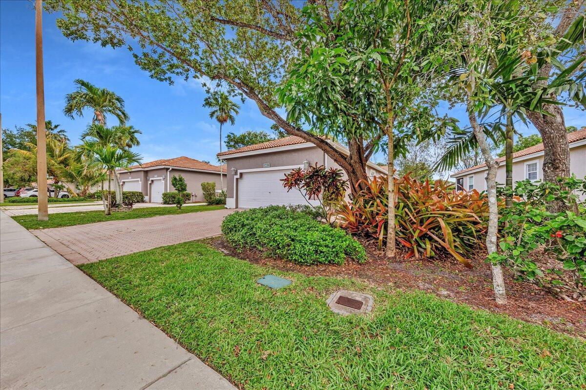 7600 S Aragon Boulevard # 3, Sunrise FL 33322 photo 4