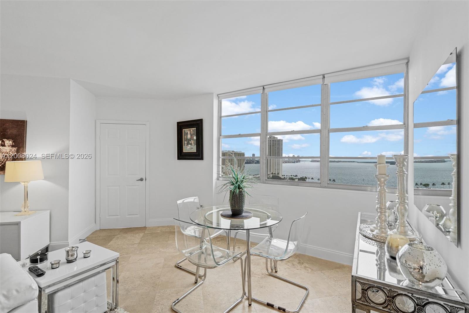 905 Brickell Bay Dr # 1830, Miami FL 33131