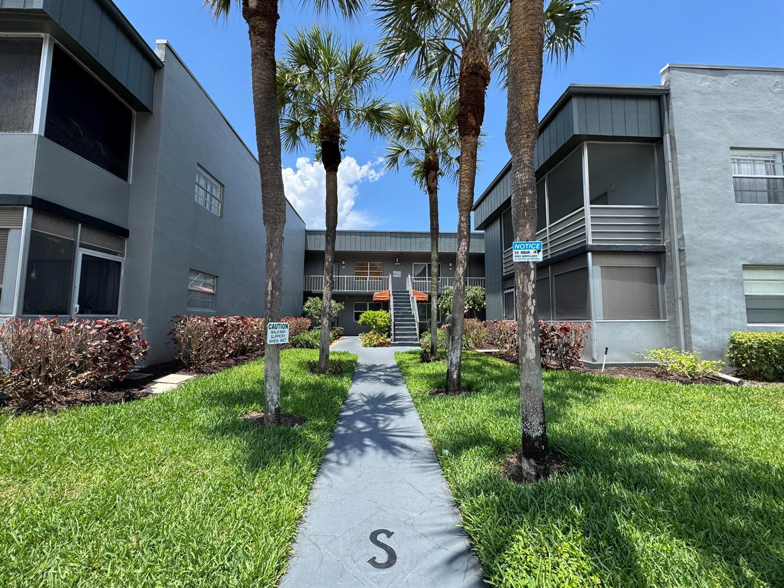 900 S Normandy Lane, Delray Beach FL 33484 photo 2
