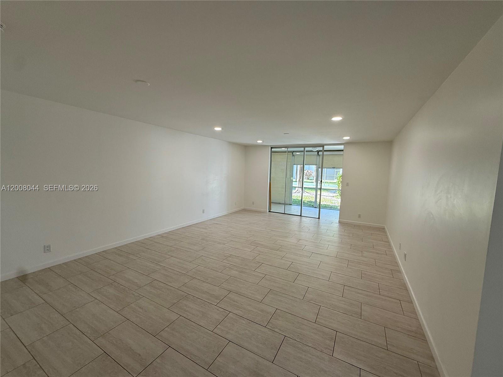609 NE 14th Ave # 108, Hallandale Beach FL 33009 photo 5