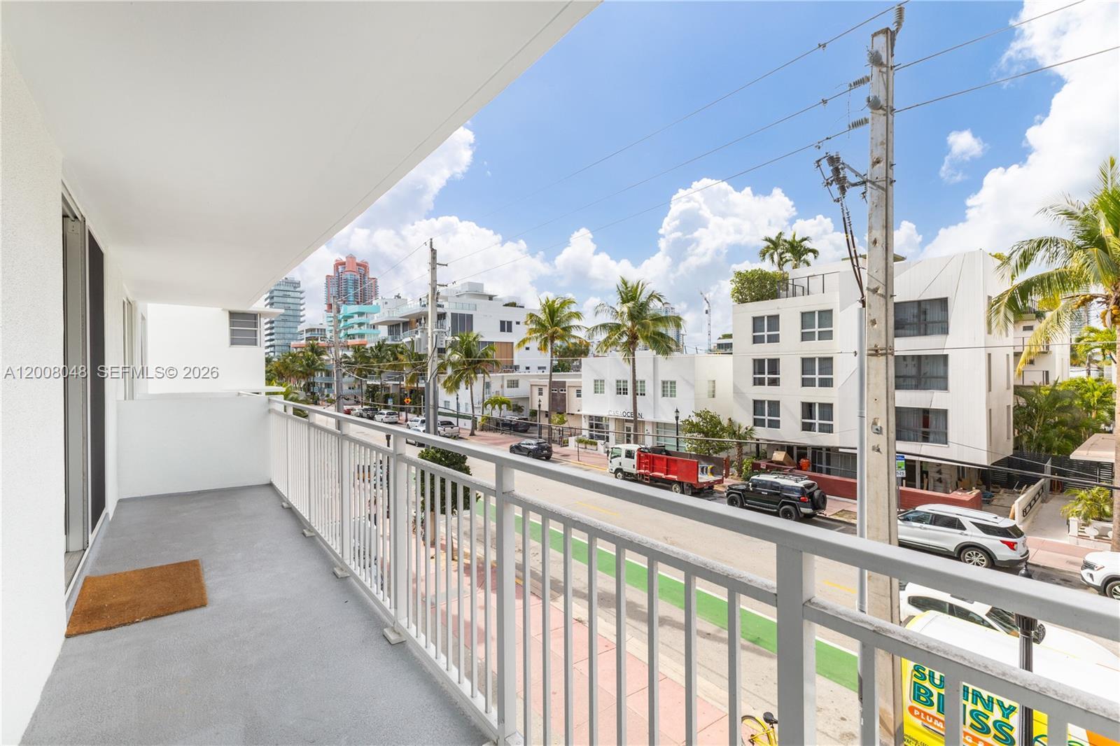 345 Ocean Dr # 304, Miami Beach FL 33139 photo 2