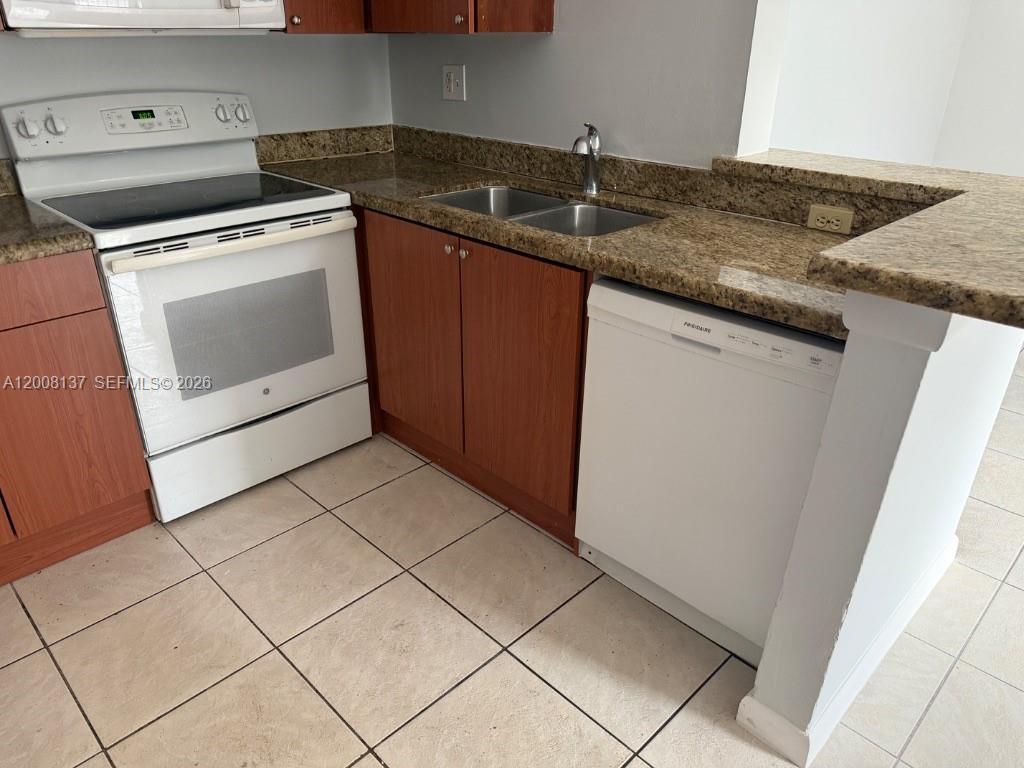 11441 NW 42nd St # 11441, Coral Springs FL 33065 photo 2