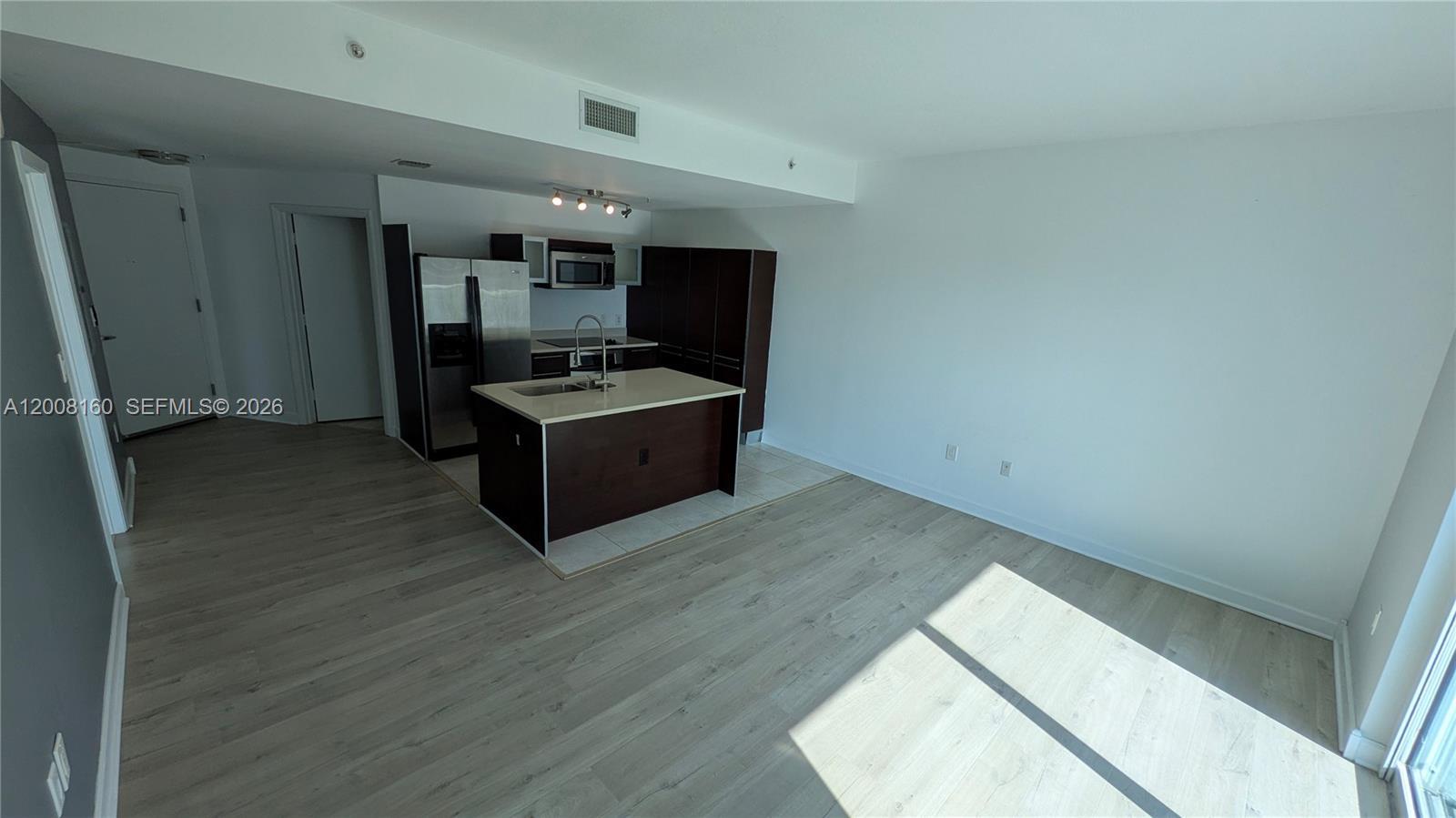 1900 N Bayshore Dr # 4007, Miami FL 33132 photo 2