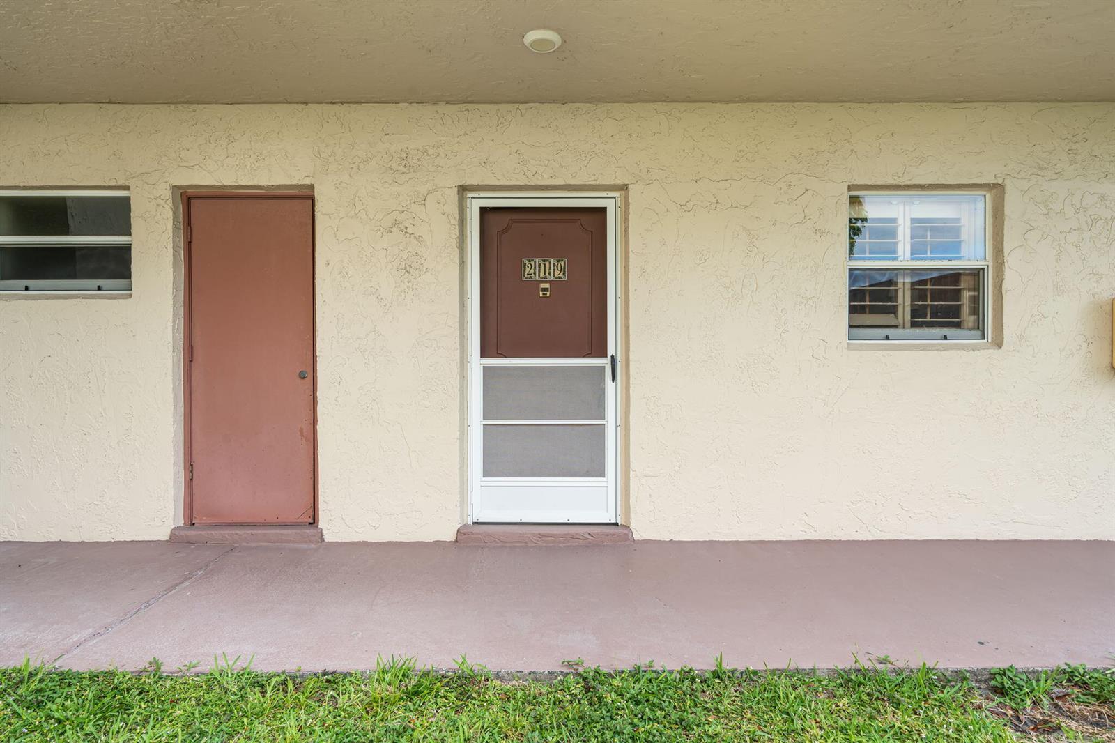 752 Lori Drive # 219, Palm Springs FL 33461 photo 3