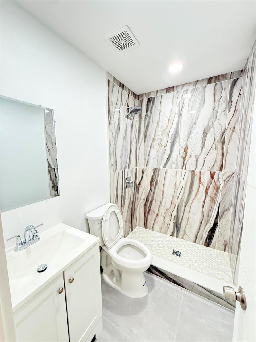 2611 NW 21st Street, Fort Lauderdale FL 33311