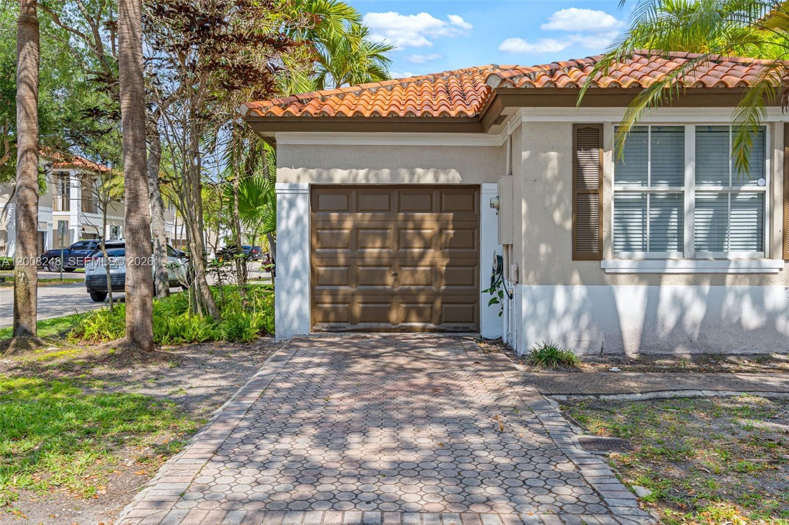 14435 NW 83rd Pl, Miami Lakes FL 33016 photo 4