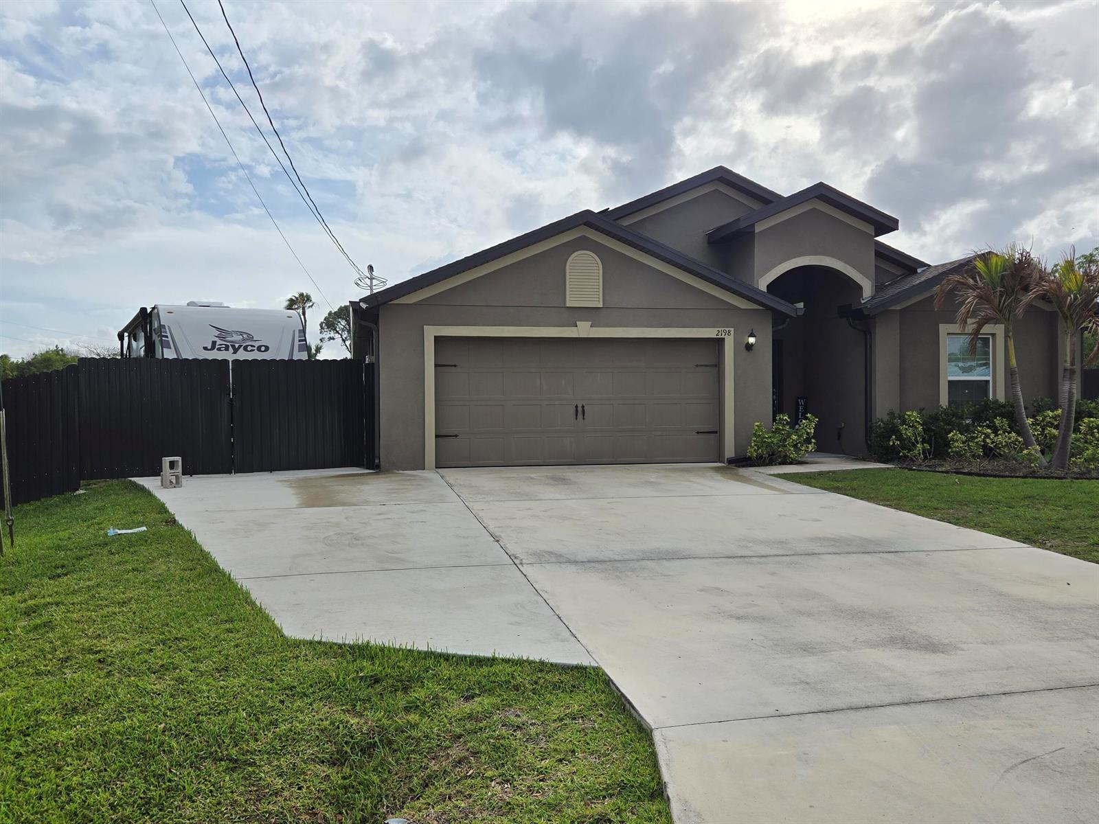 2198 SW Algiers Street, Port St. Lucie FL 34953 photo 4