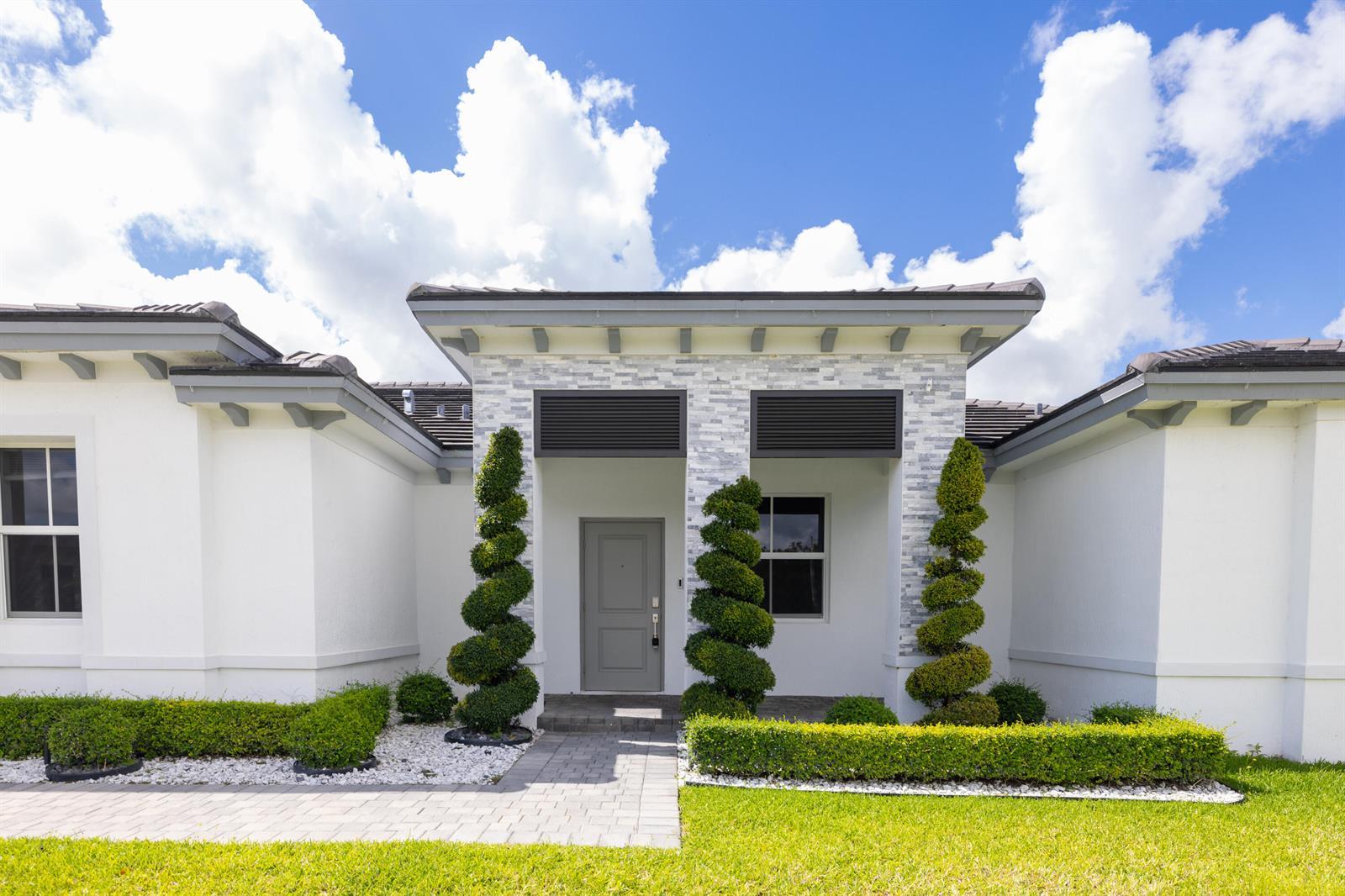 16910 SW 288th Terrace, Homestead FL 33030 photo 2
