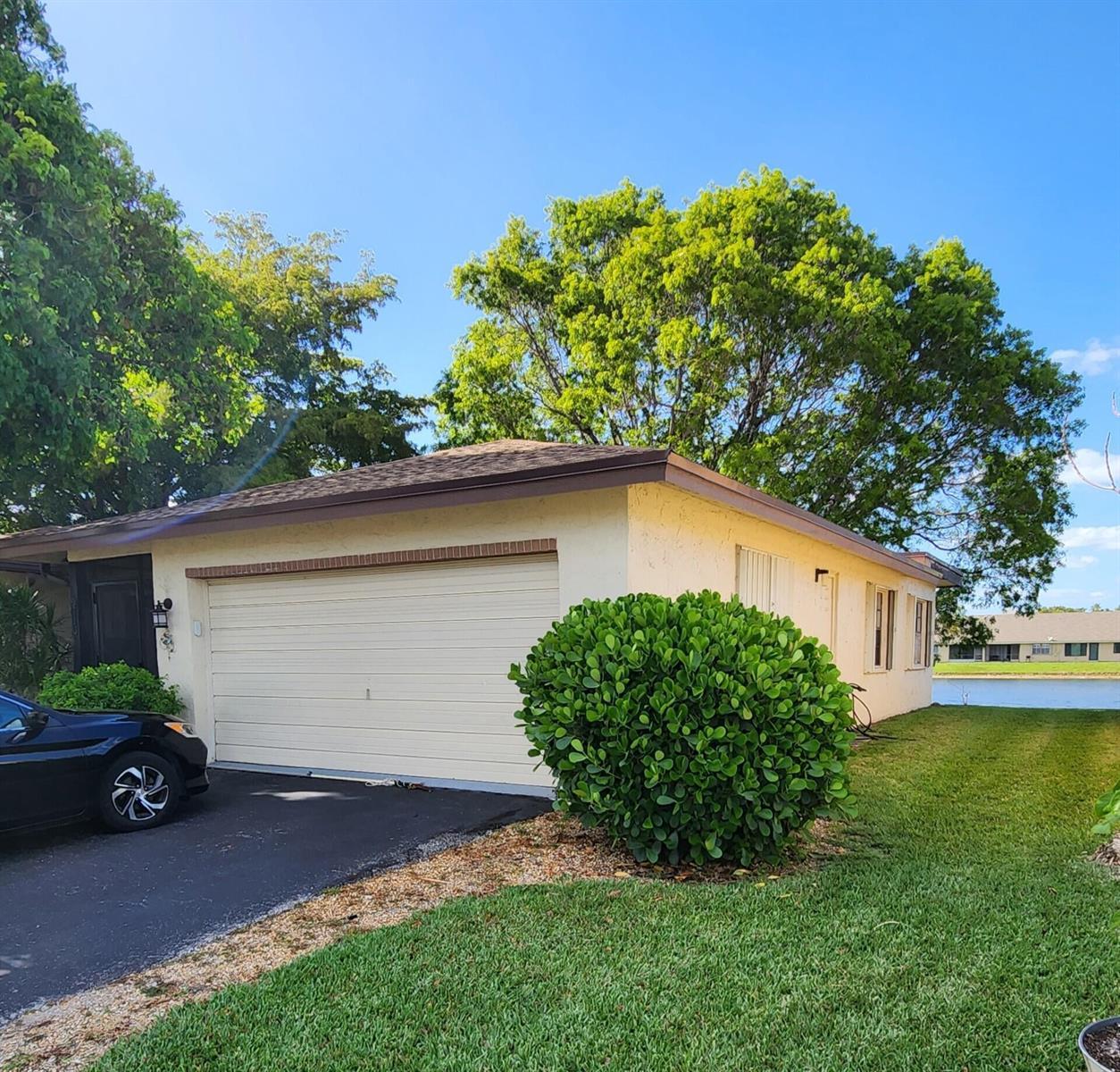 9713 NW 75th Court, Tamarac FL 33321 photo 2