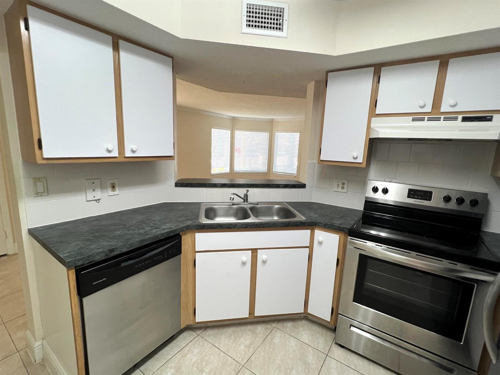815 W Boynton Beach Boulevard # 101, Boynton Beach FL 33426 photo 3