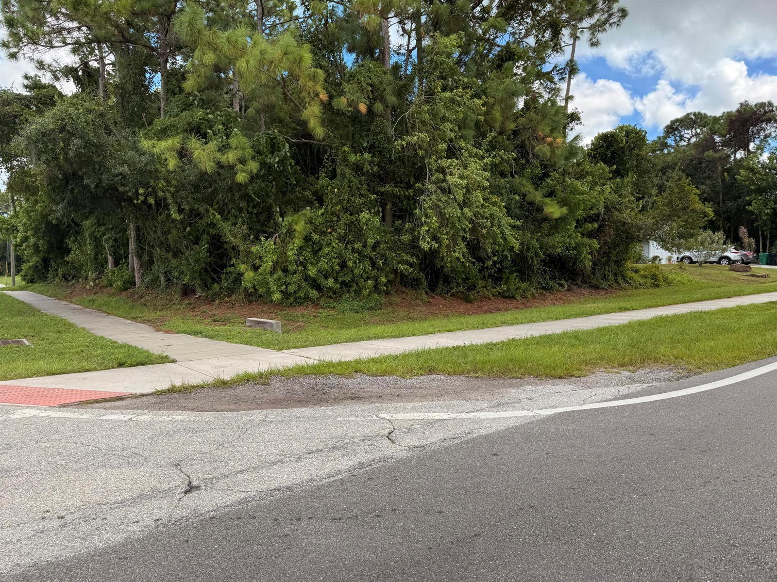 4337 SW Savona Boulevard, Port St. Lucie FL 34953